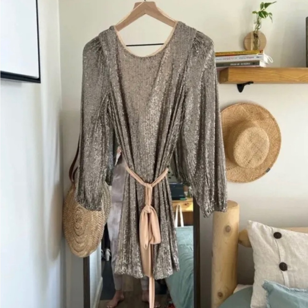 NWT (XS) Gentle Fawn Juliette Sparkle Sequin Mini Dress Long Sleeve Low Back